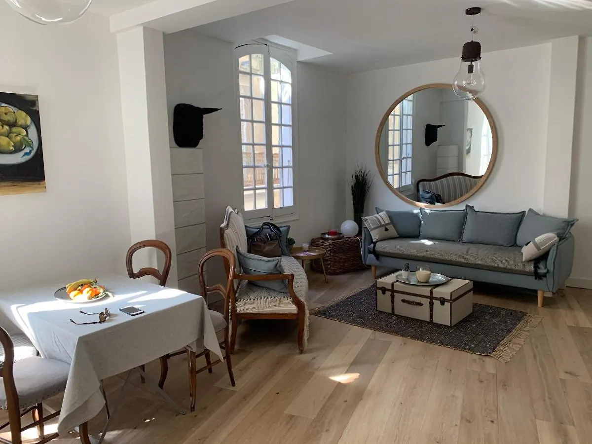 Cosy Centre Historique location